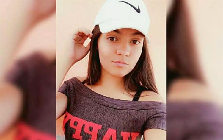 Rafaella Noviske, de 16 anos, foi a única baleada na unidade de ensino (Foto: Reprodução | Facebook) Rafaella Noviske, de 16 anos, foi a única baleada na unidade de ensino (Foto: Reprodução | Facebook)