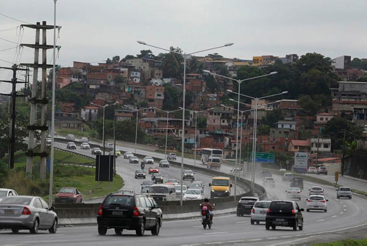A fiscalização da PRF também flagrou 3.320 veículos acima da velocidade máxima permitida na via (Foto: Raul Spinassé | Ag. A TARDE) A fiscalização da PRF também flagrou 3.320 veículos acima da velocidade máxima permitida na via (Foto: Raul Spinassé | Ag. A TARDE)
