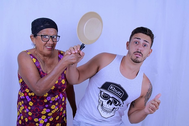 O digital influencer ganhou o Brasil mostrando a sua rotina na cidade de Penedo, em Alagoas, falando sobre temas diversos, em vídeos simples, engraçados e com um toque de personalidade O digital influencer ganhou o Brasil mostrando a sua rotina na cidade de Penedo, em Alagoas, falando sobre temas diversos, em vídeos simples, engraçados e com um toque de personalidade