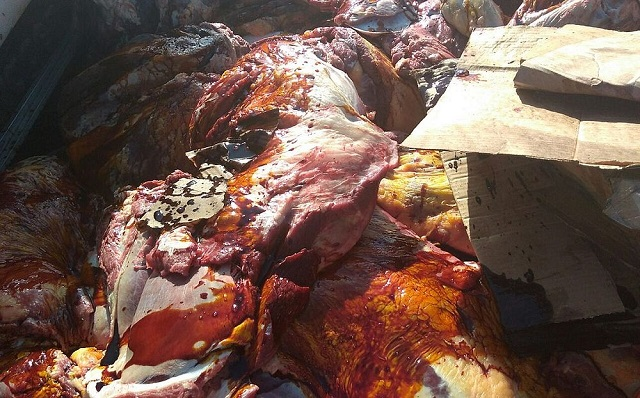 Carne foi apreendida em operação realizada na madrugada deste sábado (18) (Foto: Divulgação/SSP-BA) Carne foi apreendida em operação realizada na madrugada deste sábado (18) (Foto: Divulgação/SSP-BA)