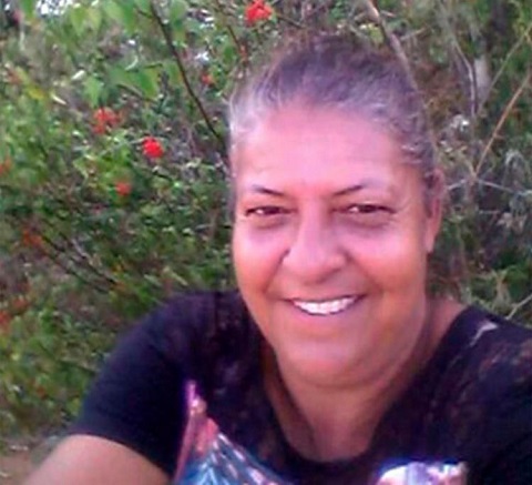 Ivete Ferraz morreu após o varal de roupa cair em uma fiação elétrica (Foto: Reprodução | Blog do Anderson) Ivete Ferraz morreu após o varal de roupa cair em uma fiação elétrica (Foto: Reprodução | Blog do Anderson)