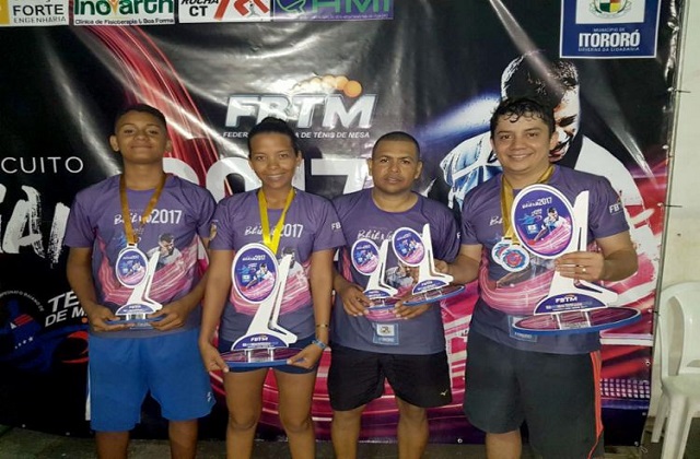 O quarteto conquistou títulos na última etapa do Campeonato Baiano, realizado sábado, em Itororó (Foto: Divulgação) O quarteto conquistou títulos na última etapa do Campeonato Baiano, realizado sábado, em Itororó (Foto: Divulgação)