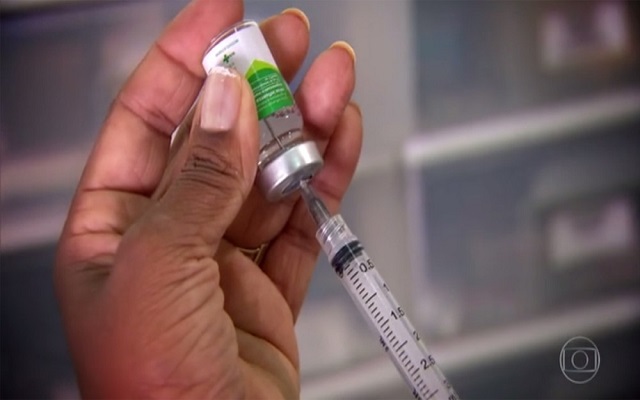 Vacinação contra gripe no Brasil tem por alvo idosos, os que mais podem morrer por gripe sazonal (Foto: Reprodução/ TV Globo) Vacinação contra gripe no Brasil tem por alvo idosos, os que mais podem morrer por gripe sazonal (Foto: Reprodução/ TV Globo)