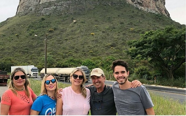 Deize estava de férias com a família que, minutos antes do acidente, registrou o passeio na Chapada Diamantina (Foto: Reprodução Instagram)