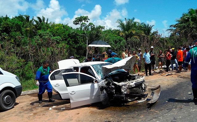 As causas da batida ainda são investigadas pela Polícia Rodoviária (Foto: Divulgação/Graer) As causas da batida ainda são investigadas pela Polícia Rodoviária (Foto: Divulgação/Graer)