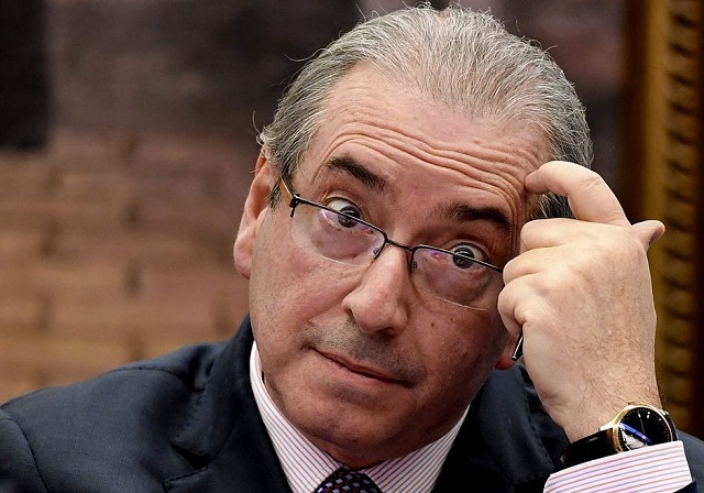 Entre os crimes praticados pelos réus estão corrupção passiva e ativa, lavagem de dinheiro e prevaricação (Foto: Evaristo Sá/AFP) Entre os crimes praticados pelos réus estão corrupção passiva e ativa, lavagem de dinheiro e prevaricação (Foto: Evaristo Sá/AFP)