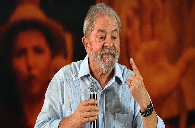 Desta vez, Lula é acusado de receber vantagens ilícitas de empreiteira (Foto: AFP) Desta vez, Lula é acusado de receber vantagens ilícitas de empreiteira (Foto: AFP)