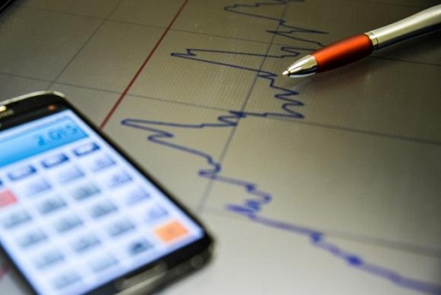 O grau de investimento representa a garantia de que o país não corre risco de dar calote na dívida pública