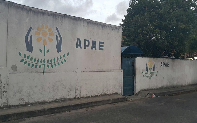 Foi registrada a ocorrência e a polícia já esteve no local para realizar a perícia Foi registrada a ocorrência e a polícia já esteve no local para realizar a perícia