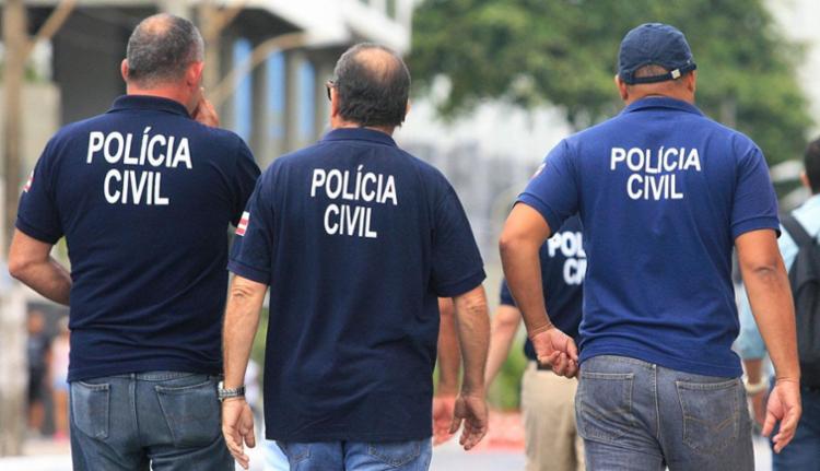 Ao todo, são 1.000 vagas, sendo 880 para investigador, 82 para delegado e 38 para escrivão (Foto: Luciano da Matta | Ag. A TARDE) Ao todo, são 1.000 vagas, sendo 880 para investigador, 82 para delegado e 38 para escrivão (Foto: Luciano da Matta | Ag. A TARDE)
