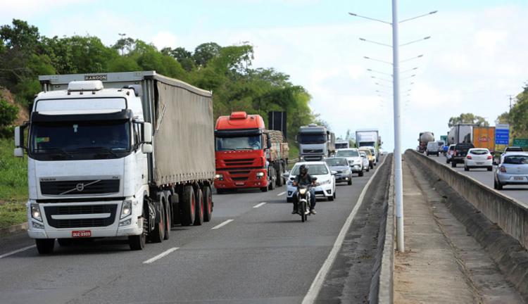 Ao todo, foram aplicadas 641.380 multas nas rodovias federais baianas (Foto: Joá Souza | Ag. A TARDE) Ao todo, foram aplicadas 641.380 multas nas rodovias federais baianas (Foto: Joá Souza | Ag. A TARDE)