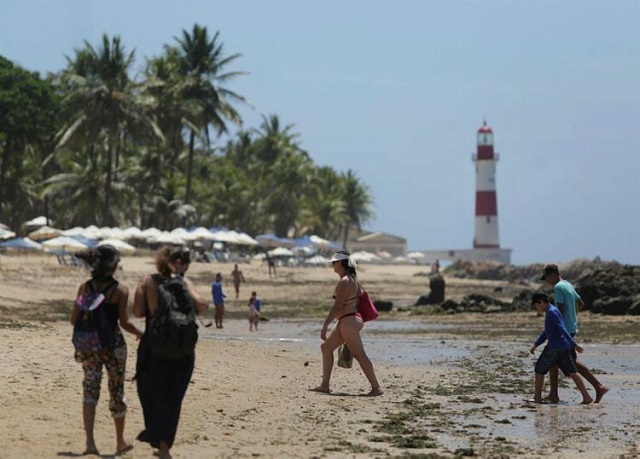 Itapuã está na lista de praias impróprias para o banho (Foto: Raul Spinassé | Ag. A TARDE) Itapuã está na lista de praias impróprias para o banho (Foto: Raul Spinassé | Ag. A TARDE)