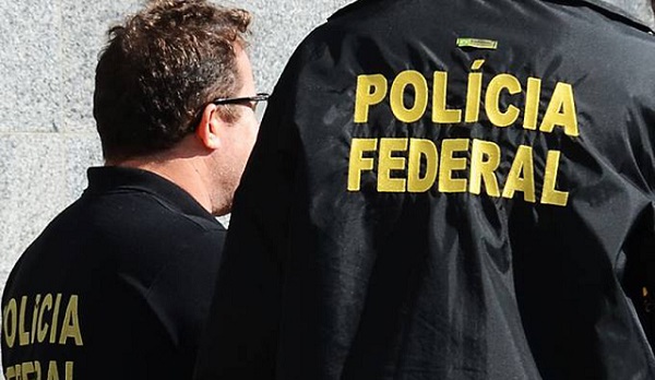 Policiais federais cumprem três mandados de busca e apreensão em Salvador e São Paulo (Foto: Reprodução)