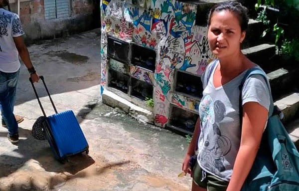 A mulher foi encontrada por policiais militares na tarde deste domingo, 25 (Foto: Reprodução)