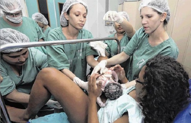 Parto humanizado é oferecido a mulheres que desejam ter o filho em um parto normal (Foto: Reprodução)