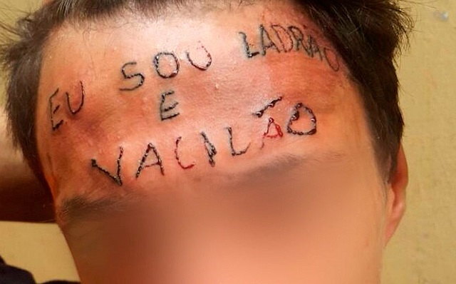 O Jovem teve testa tatuada após tentar furtar bicicleta (Foto: Reprodução)