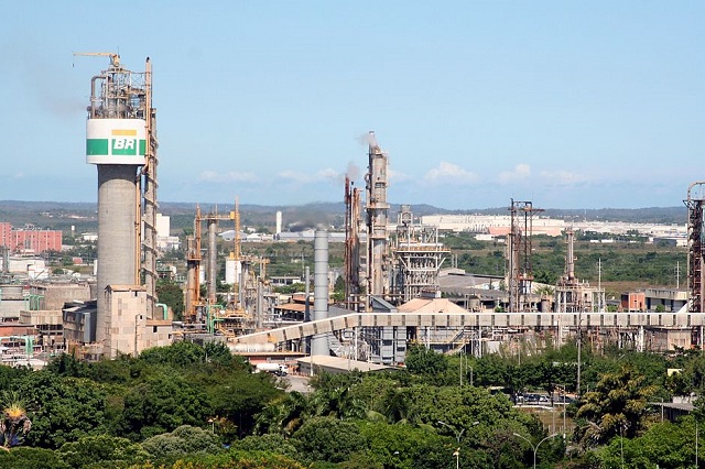 A decisão de encerrar as atividades produtivas da Fafen-BA se deve às perspectivas de perdas da Petrobras com esta operação (Foto: Reprodução)