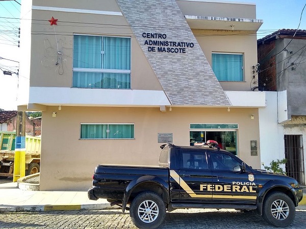 Fraudes aconteceram nas cidades de Mascote e Itabuna (Foto: Reprodução)