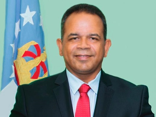 Prefeito nomeou seu filho para cargo de secretário Municipal de Obras e Serviços Públicos (Foto: Reprodução)