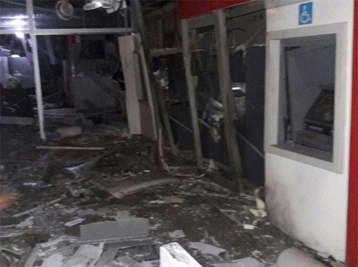 Agências ficaram destruídas após explosão (Foto: Reprodução)