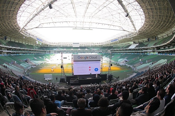 Capacitação para mil profissionais de tecnologia acontece nesta sexta (4), na Arena Fonte Nova (Foto: Divulgação)