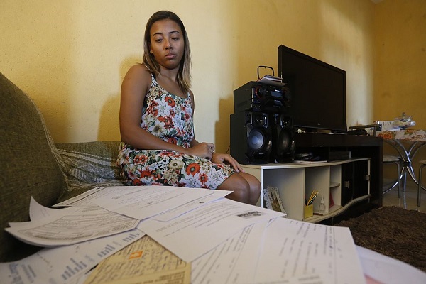Thaís batalhou por dois anos em busca do diagnóstico correto (Foto: Marina Silva | CORREIO)