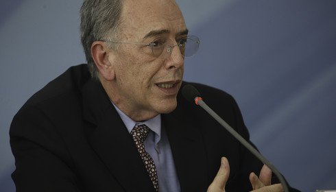 Parente levou a Petrobrás sofrer um prejuízo de R$ 126 bilhões nos 11 dias da greve dos caminhoneiros Parente levou a Petrobrás sofrer um prejuízo de R$ 126 bilhões nos 11 dias da greve dos caminhoneiros