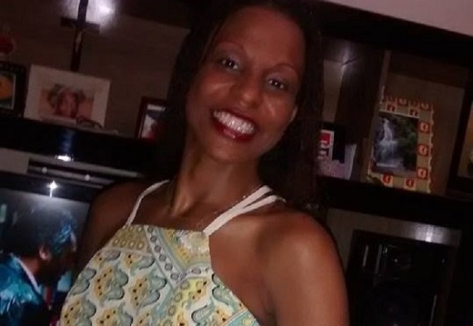 Simone retirava os cateteres e os prendia em seguida à portinhola de fechamento das incubadoras (Foto: Reprodução)