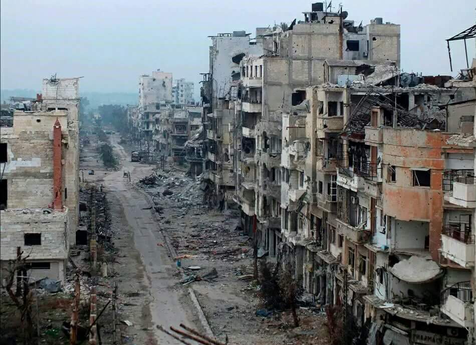 Naquele dia as suas cidades fortificadas serão como lugares abandonados, no bosque ou sobre o cume das montanhas, os quais foram abandonados ante os filhos de Israel; e haverá assolação. Isaías 17:9 Naquele dia as suas cidades fortificadas serão como lugares abandonados, no bosque ou sobre o cume das montanhas, os quais foram abandonados ante os filhos de Israel; e haverá assolação. Isaías 17:9