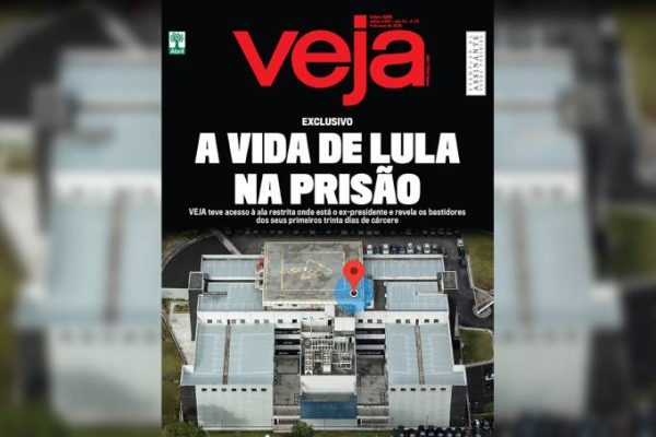 Polícia Federal (PF) desmentiu a reportagem de capa da revista Veja (Foto: Reprodução) Polícia Federal (PF) desmentiu a reportagem de capa da revista Veja (Foto: Reprodução)