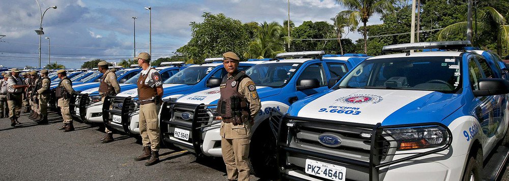 Do total de veículos entregues nesta terça-feira, 130 ficarão em Salvador e 331 serão destinados ao interior do estado.