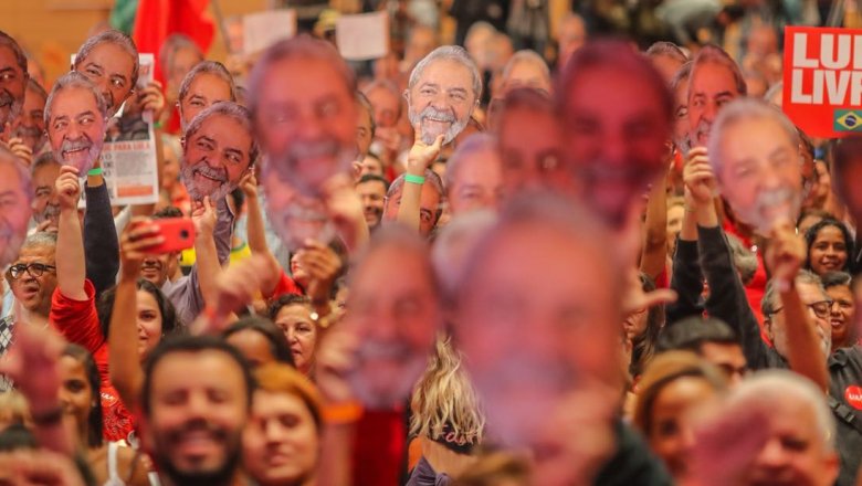 Faltou espaço para tanta gente e tanta emoção no auditório com 2.000 lugares onde o evento aconteceu