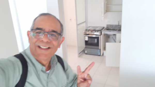 O bancário baiano aposentado Manuel Meneses, desmantelando a farsa da reforma milioinária do