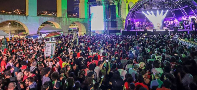 Tradicionais 'Arcos da Lapa', no Rio de Janeiro, neste sábado 28 Tradicionais 'Arcos da Lapa', no Rio de Janeiro, neste sábado 28