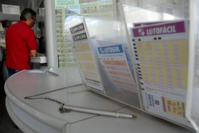 Até então somente correntistas da Caixa podiam apostar pela internet