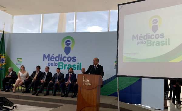 Programa Médicos pelo Brasil, lançado nesta quinta-feira (1º), substituirá o Mais Médicos (Foto: Reprodução)
