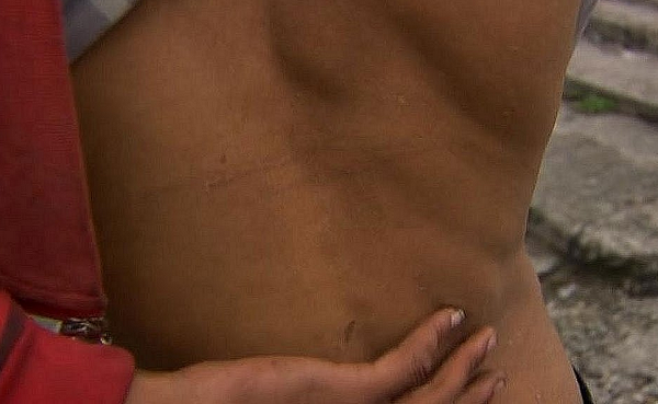 Davi foi torturdo por ex-seguranças do supermercado após ser flagrado tentando furtar uma barra de chocolate (Foto: Reprodução)