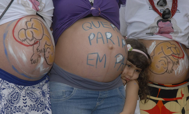 Protesto pelo parto humanizado no Rio de Janeiro (Foto: Tânia Rêgo Agência Brasil | El País)