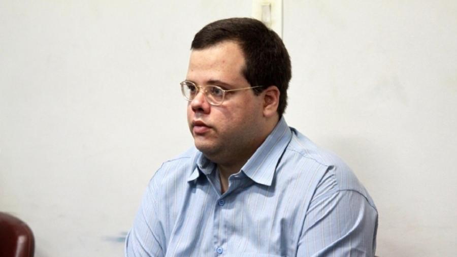 O ex-estudante de medicina Mateus da Costa Meira, que ficou conhecido como o 'atirador do shopping Morumbi', em 1999, em São Paulo (11/out/2011) Imagem: Edson Ruiz/Folha Imagem