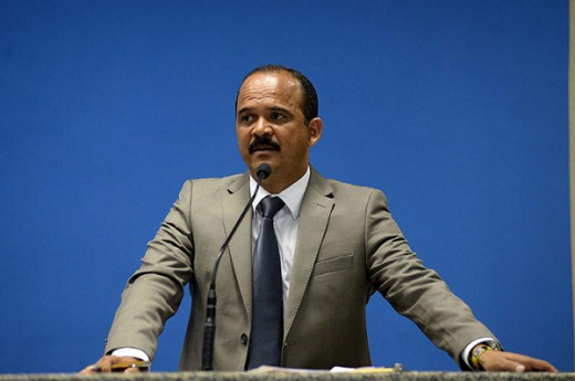 Gestor foi acionado na ação como representante legal do município (Foto: Angelo Pontes | Divulgação)