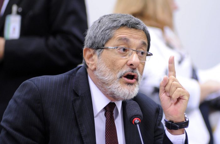Ex-presidente da Petrobras Sérgio Gabrielli - Foto: Laycer Tomaz/Câmara dos Deputados