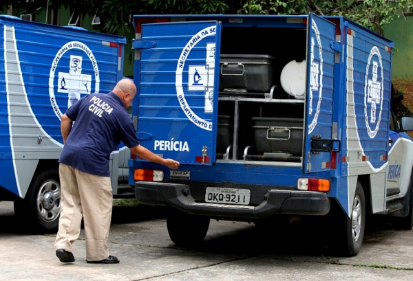 Guarnição isolou a área e acionou os agentes do Departamento de Polícia Técnica (DPT) para remoção dos corpos (Foto: Reprodução)