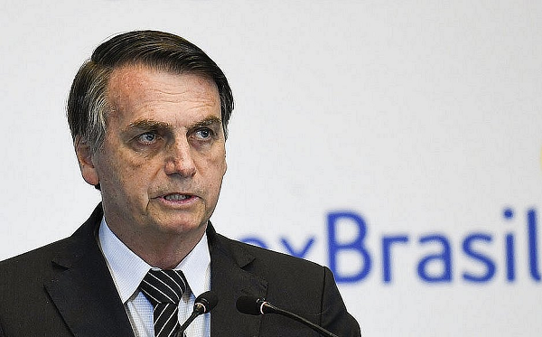 Bolsonaro deixa hospital após queda no banheiro do Planalto (Foto: AFP)