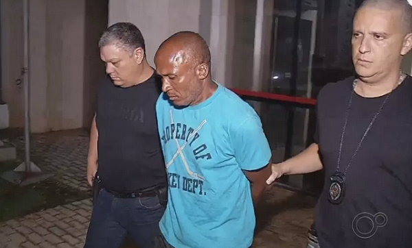 Agnaldo é vizinho de Emanuelle e confessou que matou a menina a facadas (Foto: Reprodução | TV TEM) 