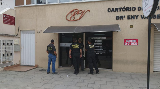 Operação Arcaico tem como objetivo combater crimes relacionados a fraudes em títulos de propriedade de terrenos da União (Foto: Divulgação)