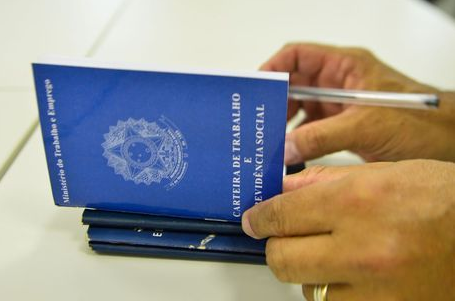 Valor é oito reais acima do aprovado pelo Congresso (Foto: Marcello Casal | Agência Brasil)