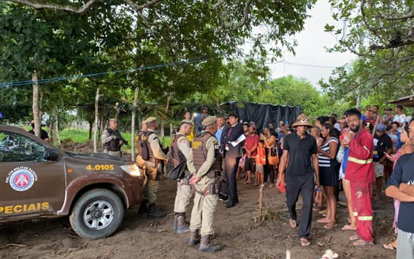 Ação realizada na manhã desta segunda-feira (Foto: Cidadão Repórter)