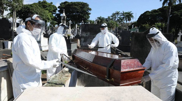 Com as 217 novas fatalidades, o país teve seu maior número de confirmação de mortos pela doença em um dia (Foto: Reprodução)