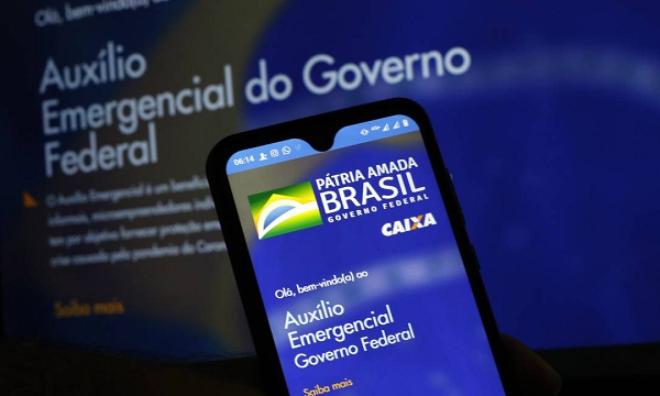 Benefício é destinado aos trabalhadores informais e autônomos de baixa renda, durante a crise causada pela pandemia do coronavírus (Foto: Lucas Tavares | Zimel Press | Agência O Globo)