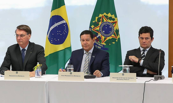 Decano autorizou, ainda, o acesso à íntegra do vídeo (Foto: Reprodução)